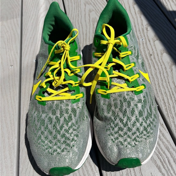 Nike Zoom Pegasus 36 Mighty Oregon Ducks Running Shoes Mens Size 12.5 C1… - Picture 6 of 10